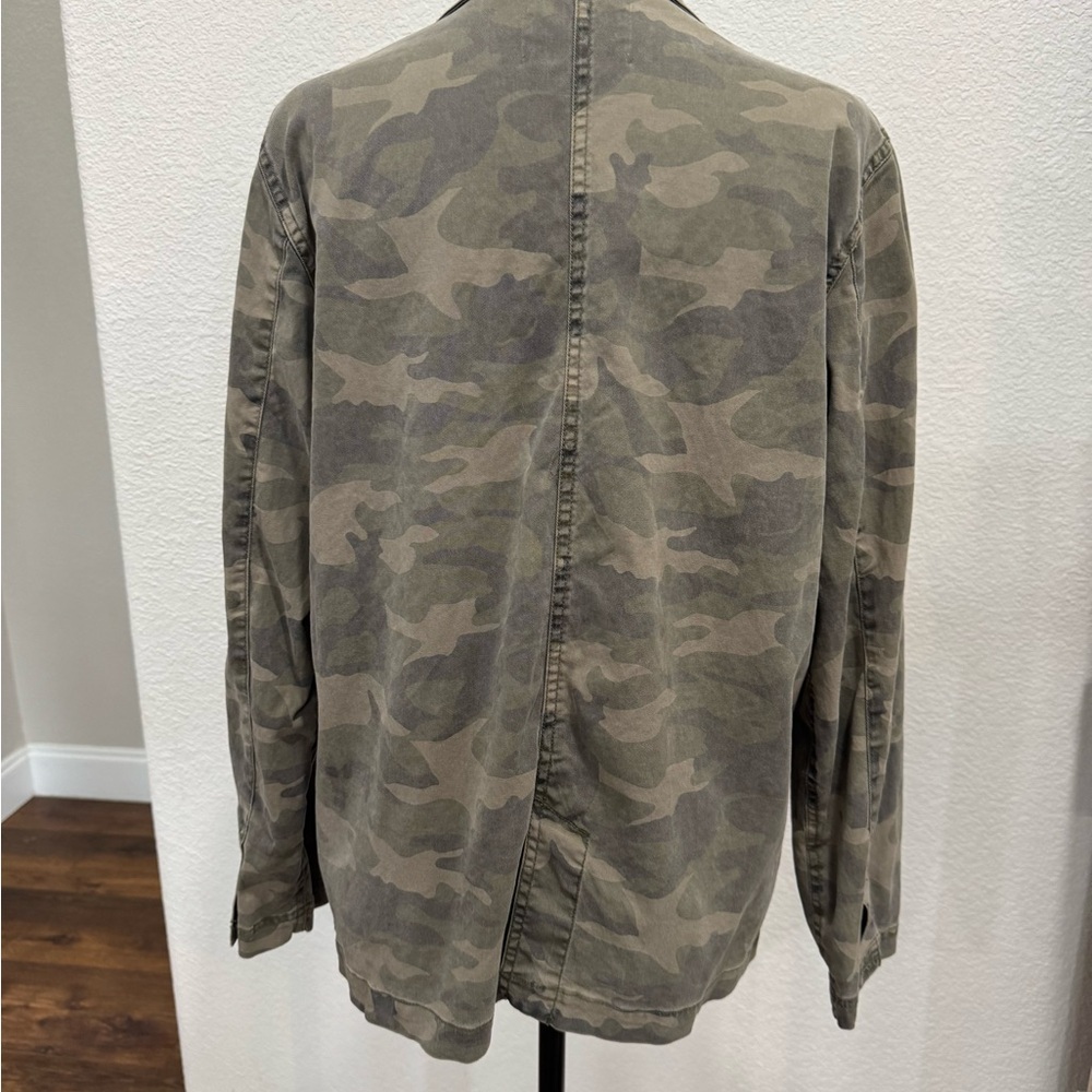 Lucky Brand- Camouflage Women's Jacket - Picture 3 of 4